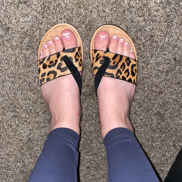 Cheetah Print Yellow Box Sandals - Picture 6 of 6